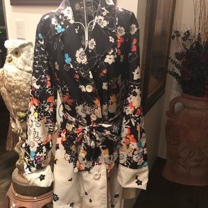 Desigual flowered lightweight raincoat with belt